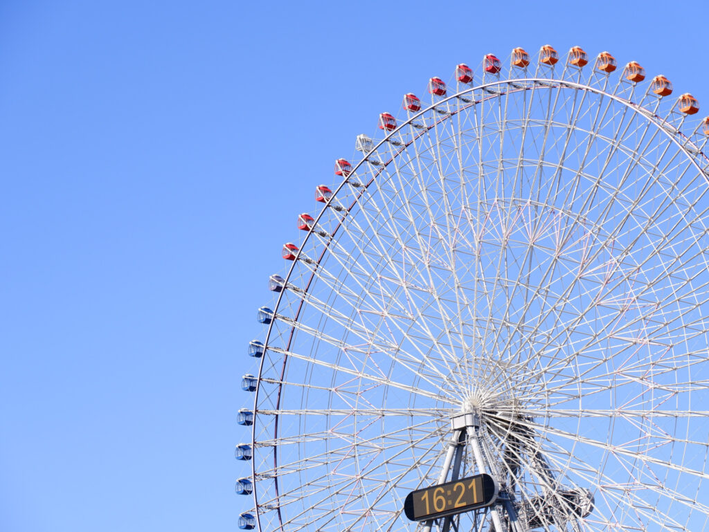 観覧車を撮影した写真