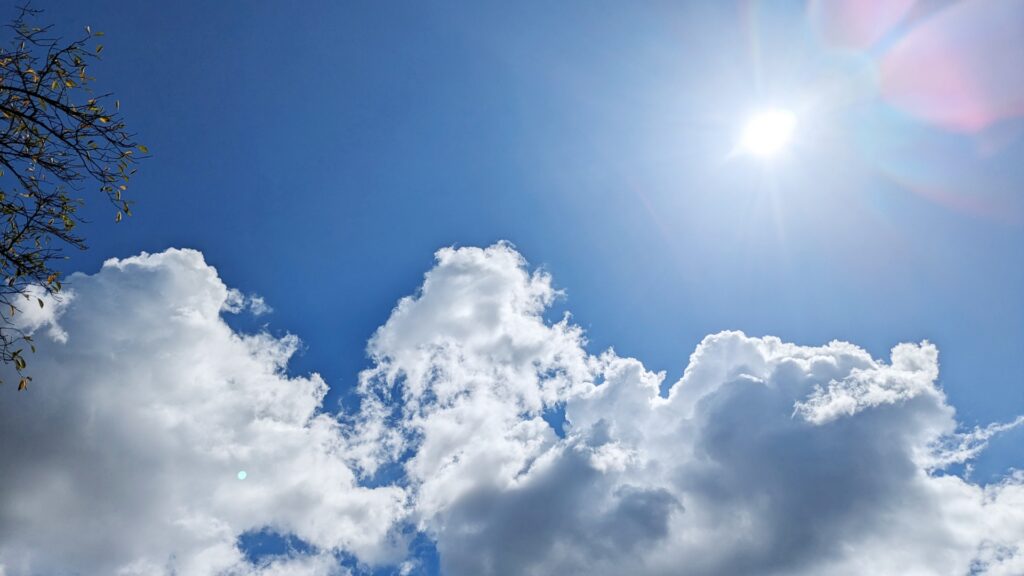 太陽光をイメージした写真