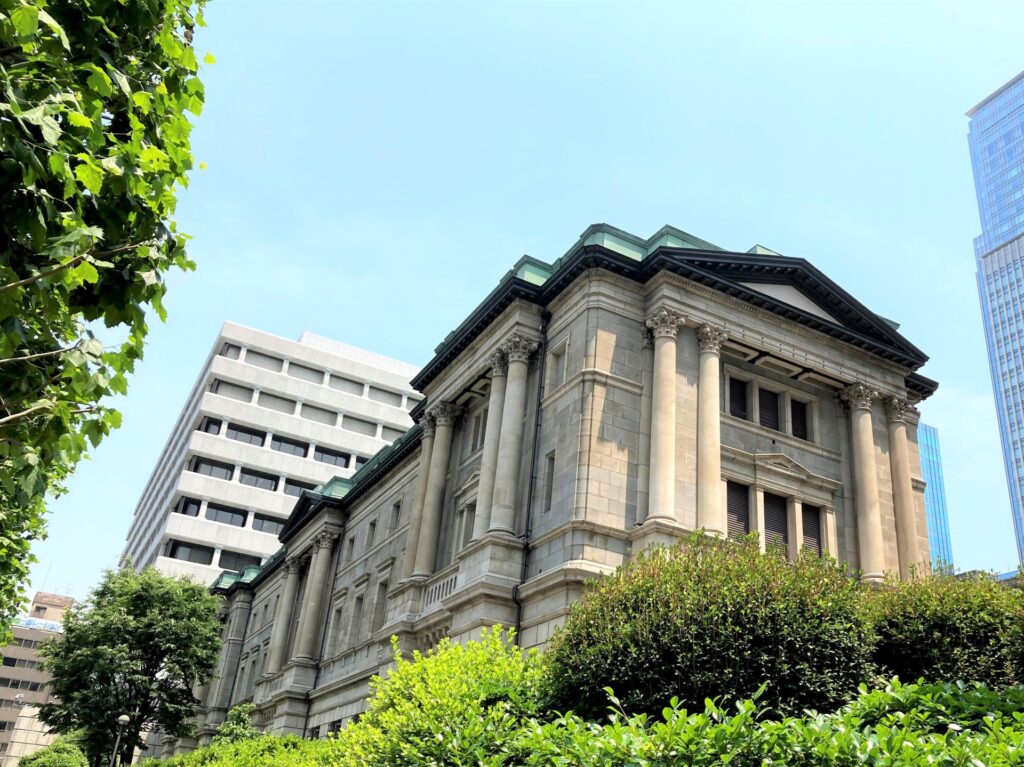 日本銀行の外観を撮影した写真