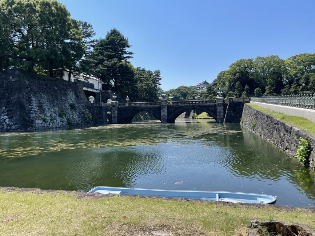 皇居の二重橋を撮影した写真