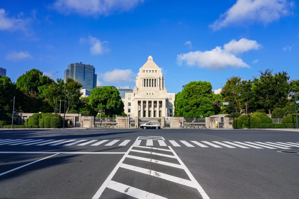 国会議事堂の外観を撮影した画像