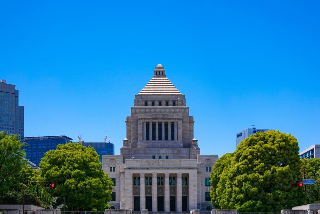 国会議事堂の外観を撮影した写真