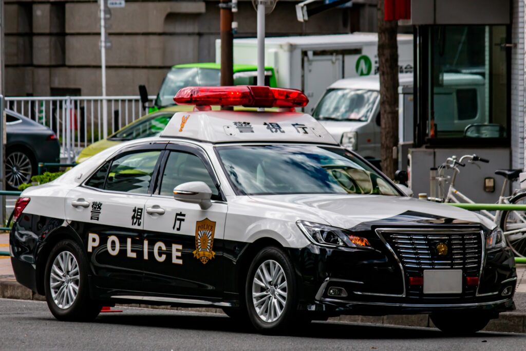警視庁のパトカーを撮影した写真