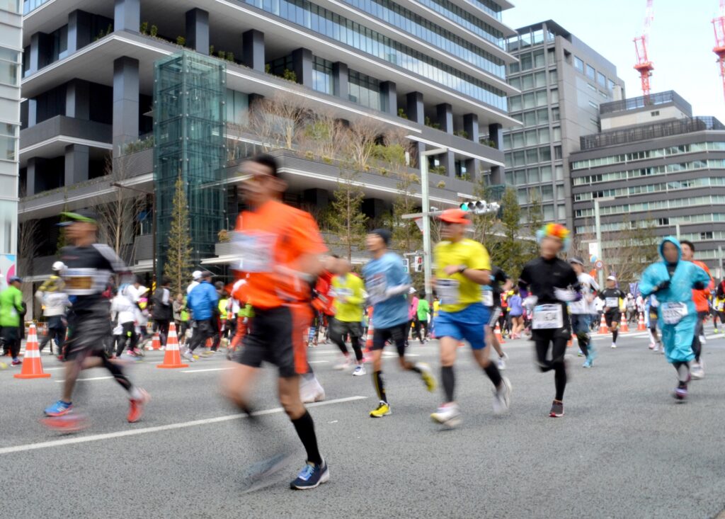 東京マラソンをイメージした画像