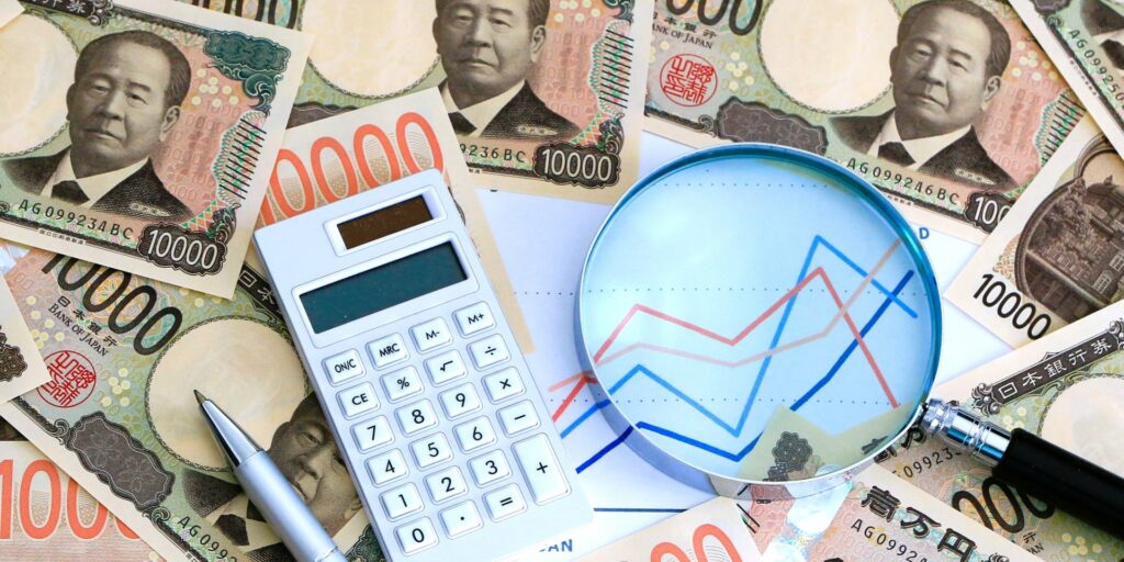 株価をチェックしている人