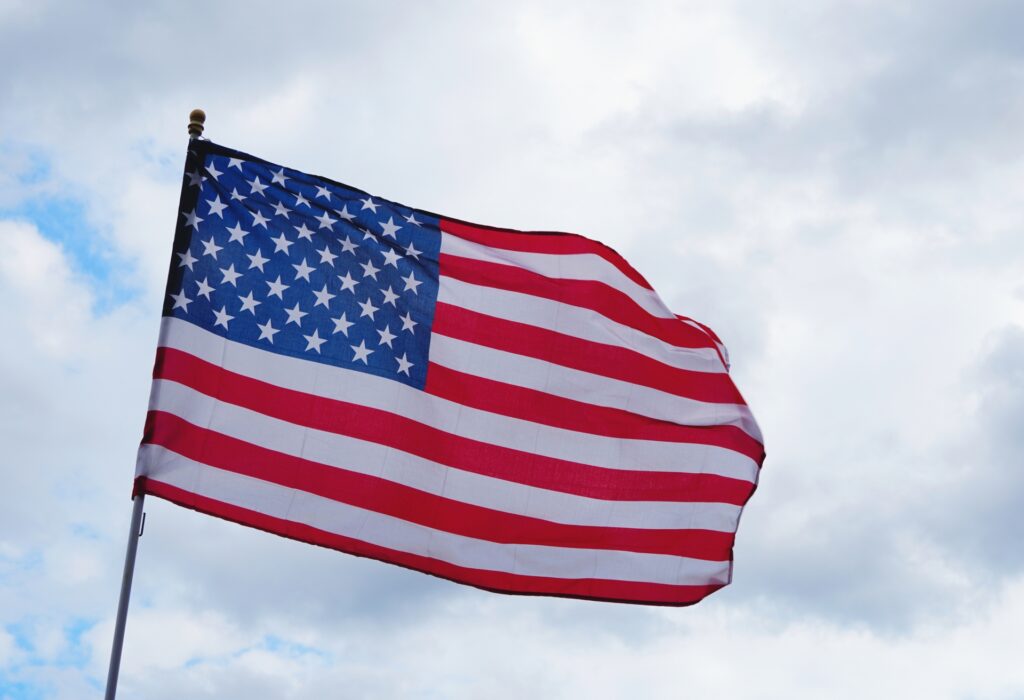 アメリカの国旗を撮影した画像
