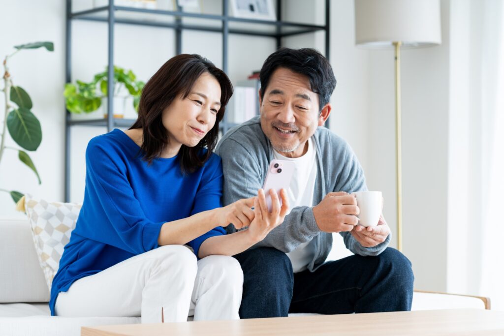 SNS内に画像を投稿している人