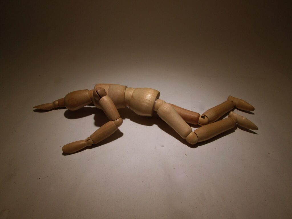 孤立している人をイメージした画像