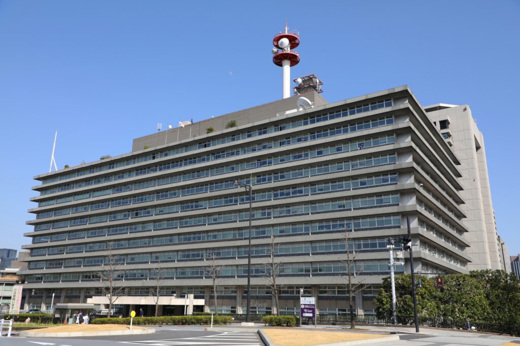 国土交通省の外観を撮影した画像