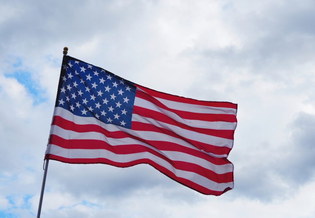 アメリカの国旗を撮影した画像