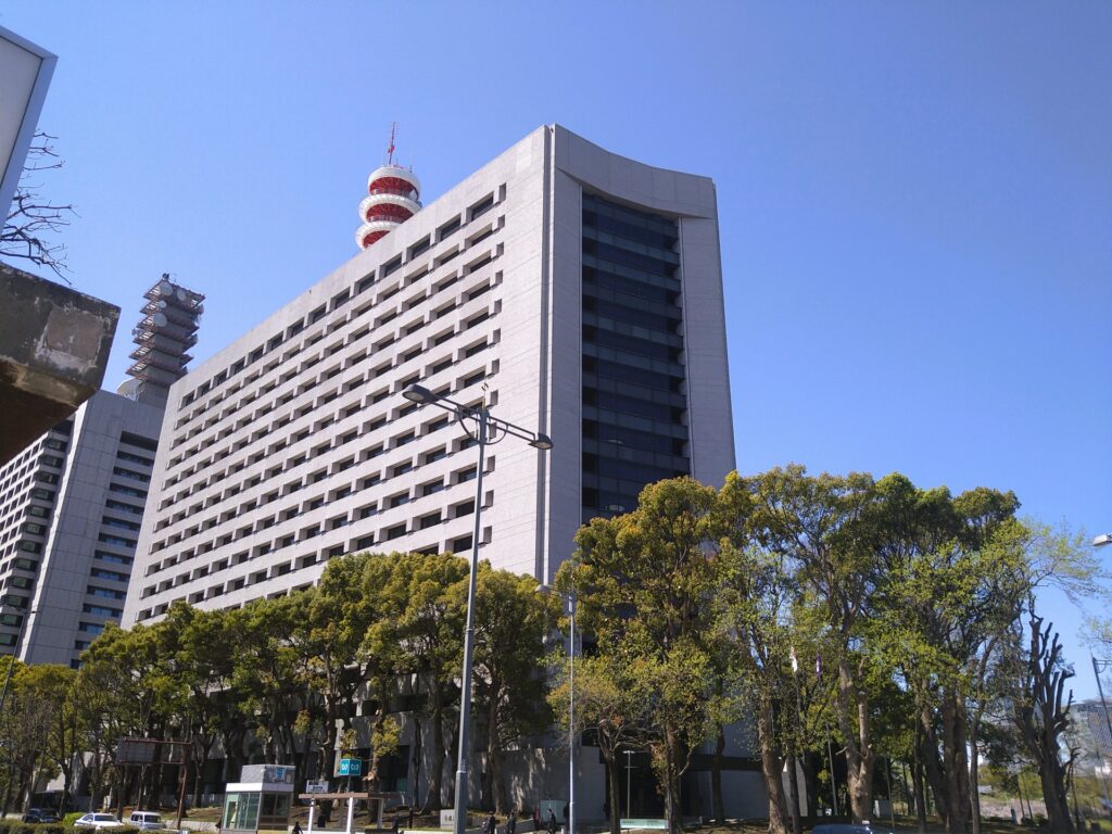 警視庁の外観を撮影した画像