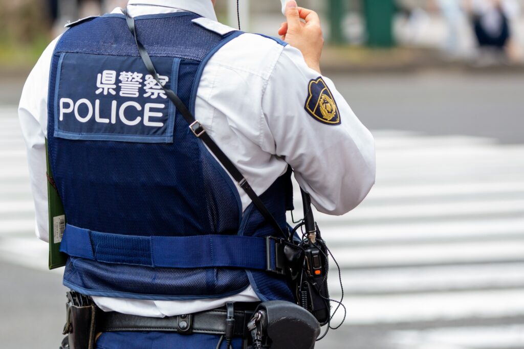 警察官を撮影した画像