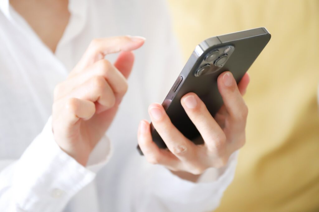 SNSの情報をチェックしている人