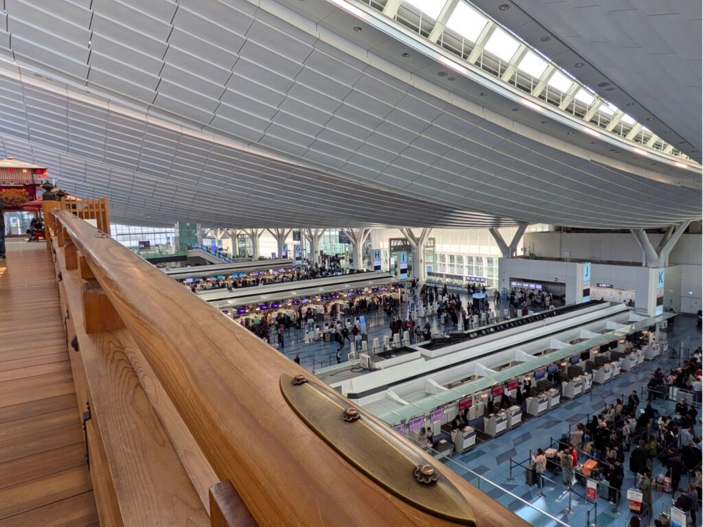 羽田空港の外観を撮影した画像