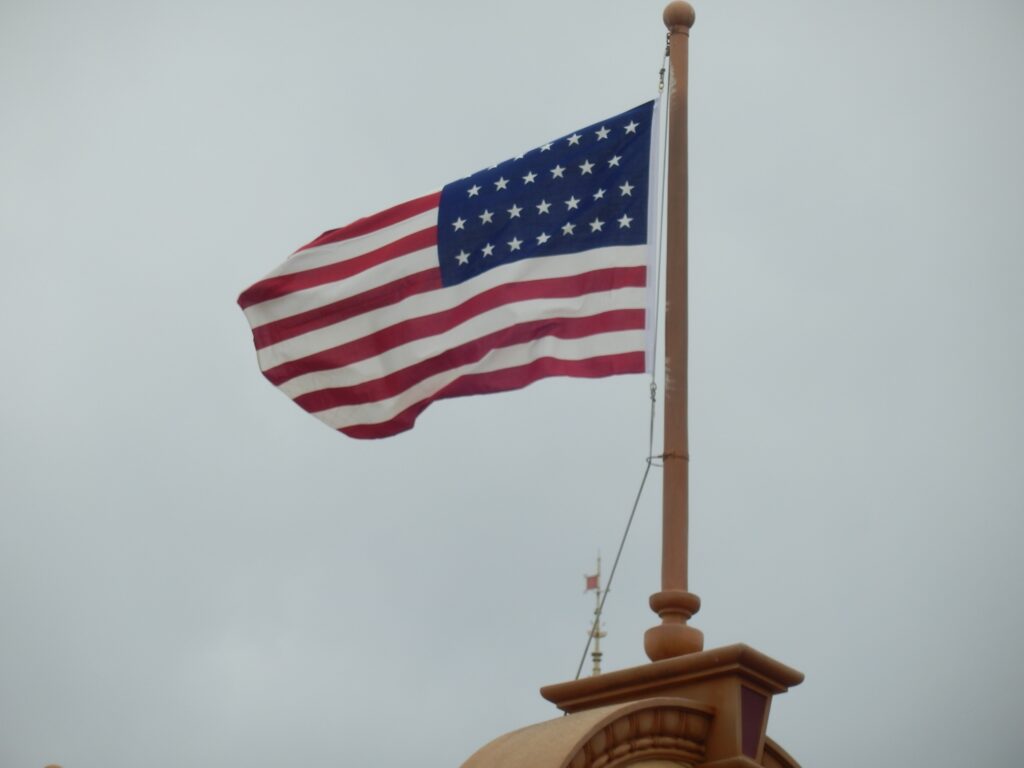 アメリカの国旗を撮影した写真