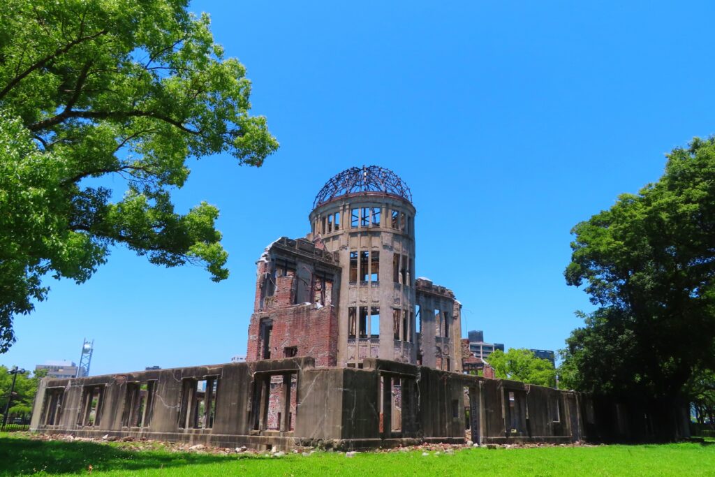 原爆ドームを撮影した写真